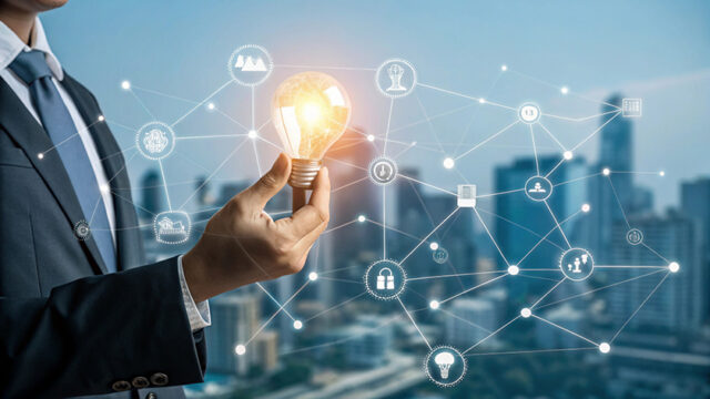 経営戦略の種類には何がある？それぞれ戦略の特徴を例と交えて解説