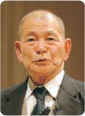 伊與田 覺氏