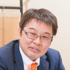 税理士法人すずらん会計事務所 代表社員 山谷 謙太 様